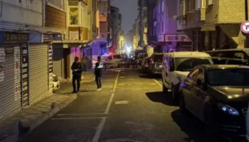 bagcilarda silahli saldiri kimlik kontrolu yaparken bekci yaralandi u6IFiD3i