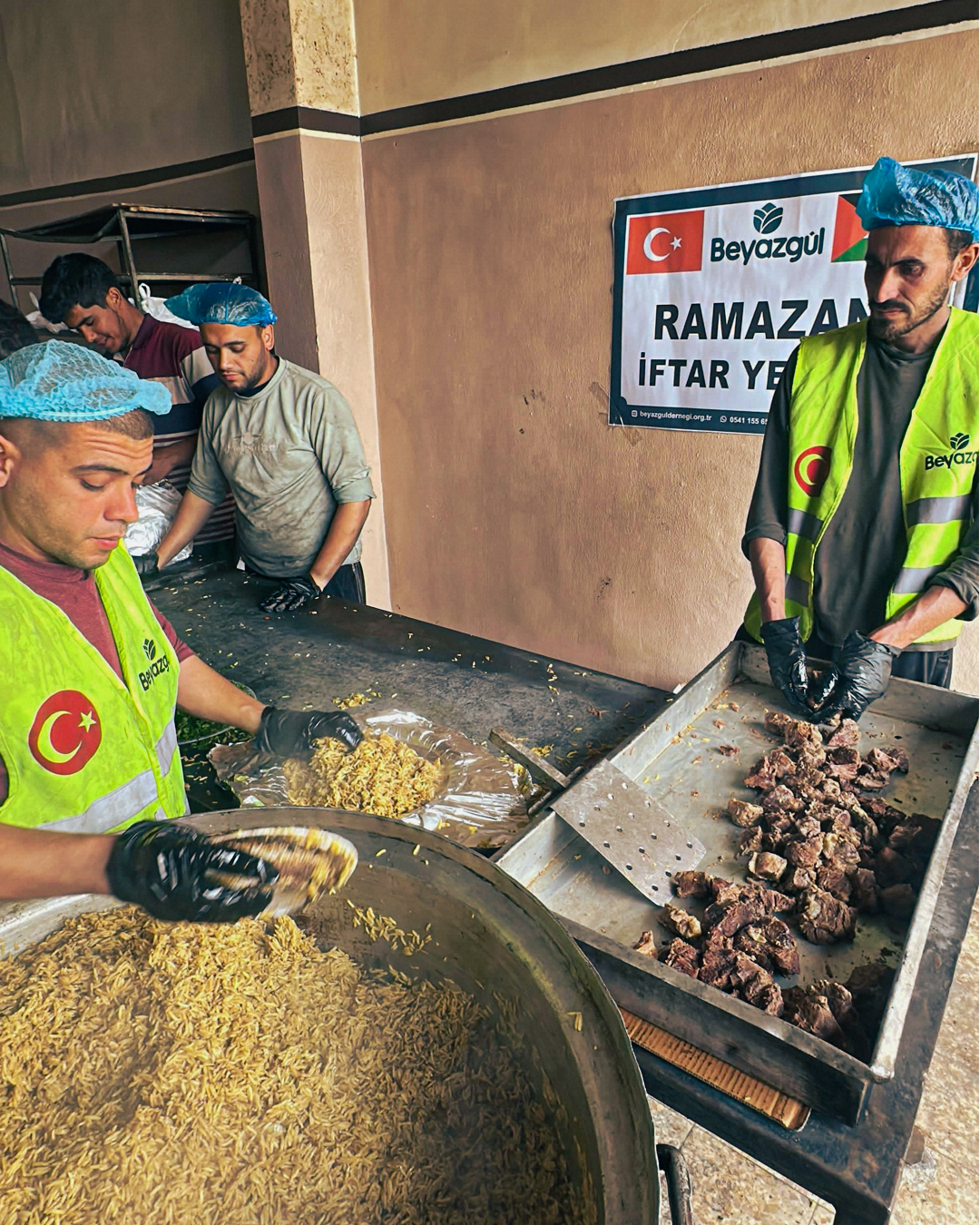 beyazgul derneginden gazzeye acil yardim seferberligi 1