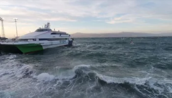 bursa istanbul hattinda buyuk aksaklik 8 deniz otobusu seferi iptal C3J78VpZ
