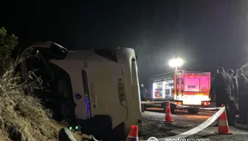 cankiri ankara yolunda facia otobus sarampole uctu MH26mIlZ