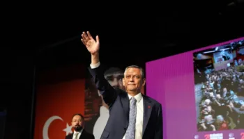 chp kurultayinda tek aday ozgur ozel Lw6SGgOj