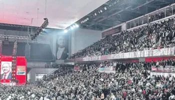 chpde iptal firtinasi ozgur ozelin liderligi tehdit altinda 2lisUJXt