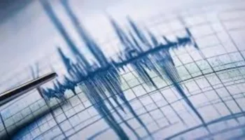 denizlide deprem gece yarisi korku dolu anlar iyPmQVAr