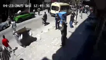 deprem aninda binanin 3uncu katindan atladi hYuzOuOX