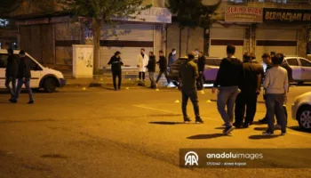 diyarbakirda catisma dehseti 9 kisi vuruldu QzlluaRQ