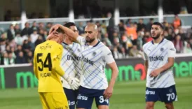 fenerbahce bodrum fkyi 4 2 yenerek puan farkini 6ya indirdi B1kcnwnj