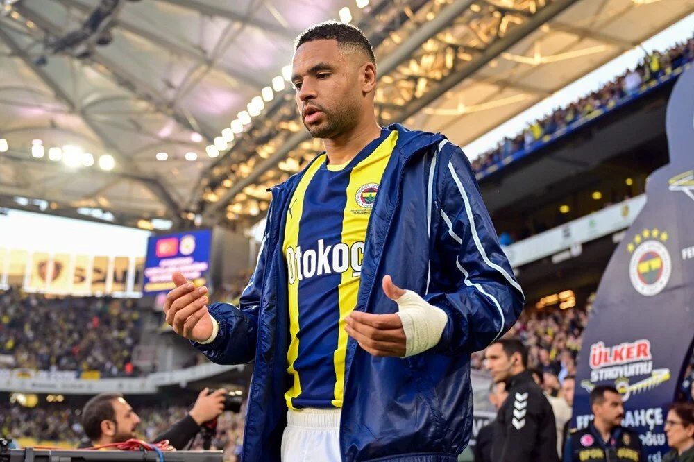 fenerbahce kayserispor karsisinda evinde yikildi 2