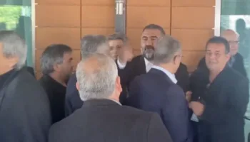 fenerbahcede gerginlik bir lira para vermedin kulube 1ZbcMuA2