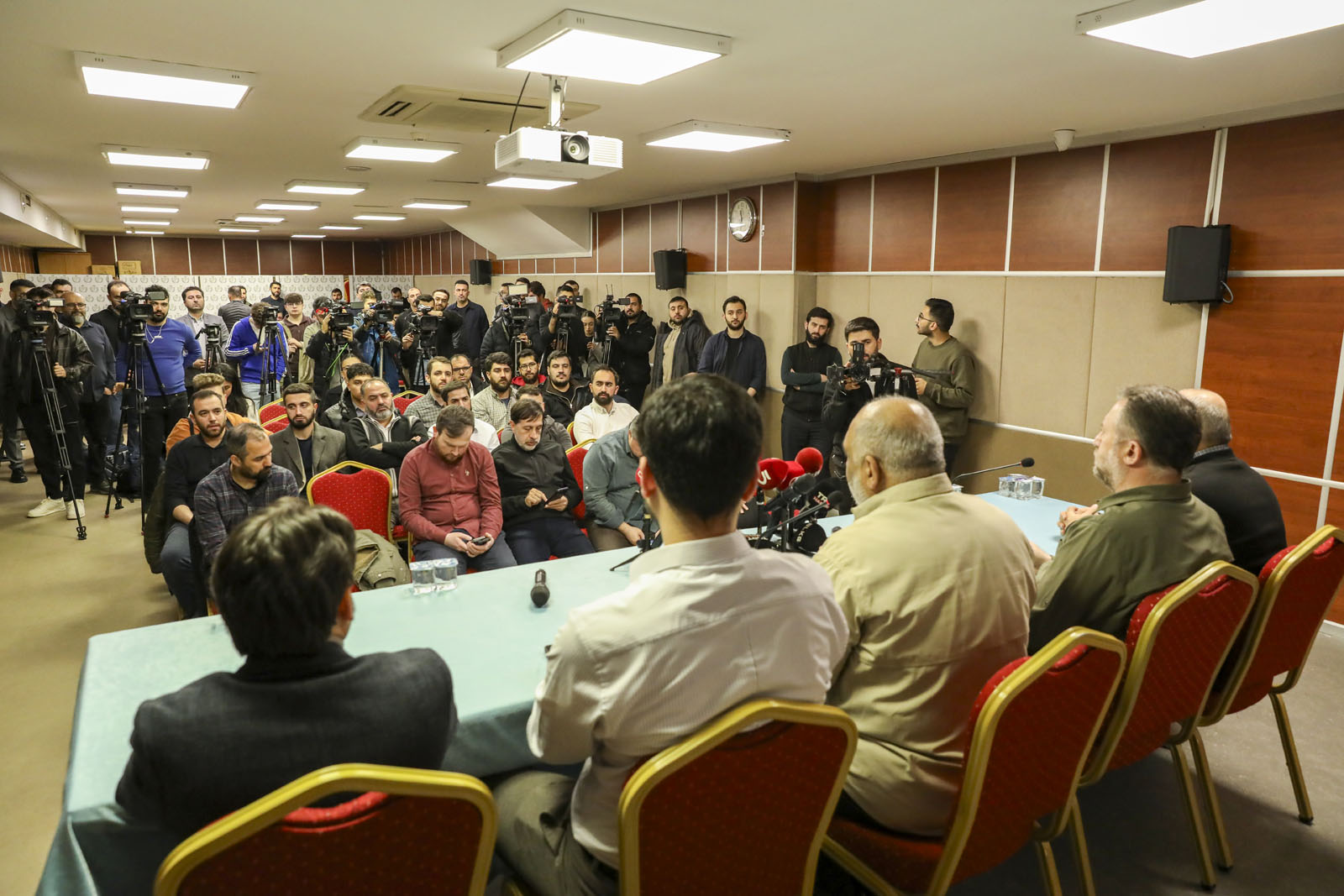 gazze icin sokaklara cikin meydanlara inin 0 QI1yIZWr