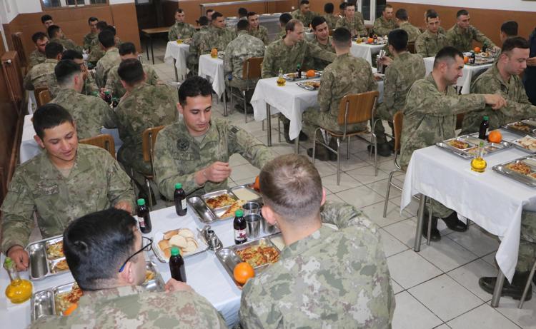 Hudut Kartalları, 7 gün 24 saat nöbet tutuyor. Kuş uçurtmuyorlar 19 hudut kartallari 7 gun 24 saat nobet tutuyor kus ucurtmuyorlar 18 YutcQLN3