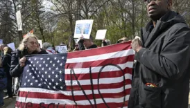 insanlari koruyun zenginleri degil avrupada trump ve musk protestosu rxdB5EhR