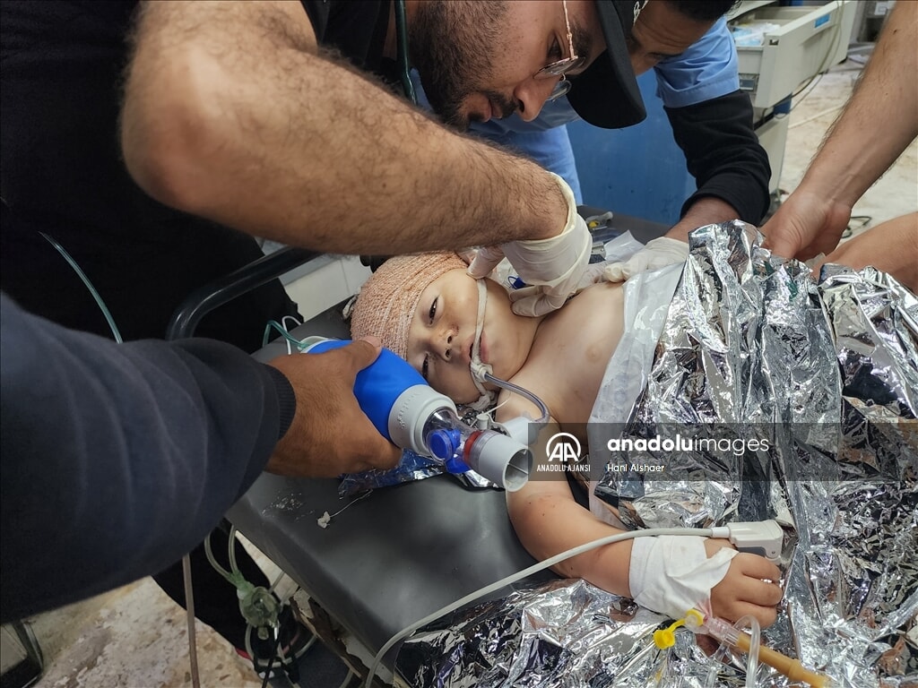israil gazzede cadirlari vurdu olu ve yaralilar arasinda cocuklar da var 4 pGJ8QFc3