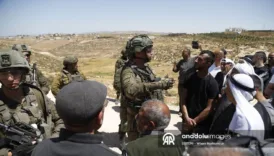 israilden cuma namazi yasagi filistinliler gozaltina alindi m2WwLzbc