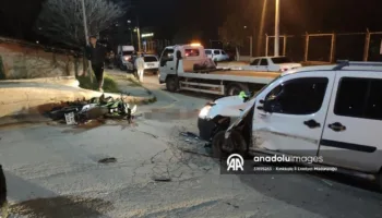 kirikkalede hafif ticari aracla motosiklet carpisti 1 olu 96OS82eM