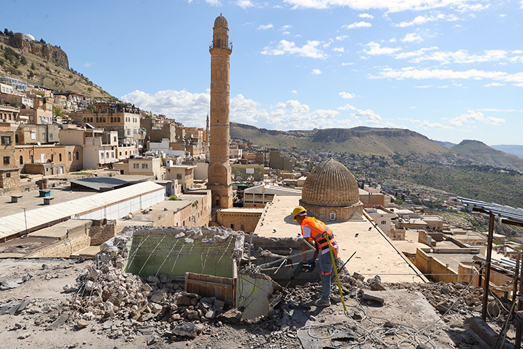 mardin betonarme binalardan temizleniyor 4 P1wJ7alL