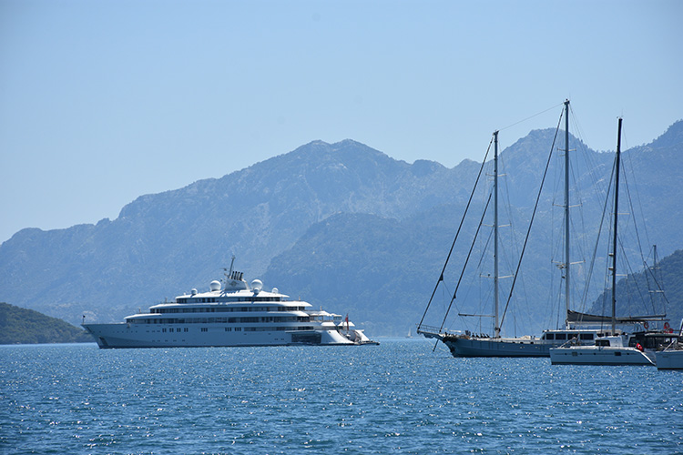 mega yat golden odyssey marmaris korfezinde 1 fudtcgza
