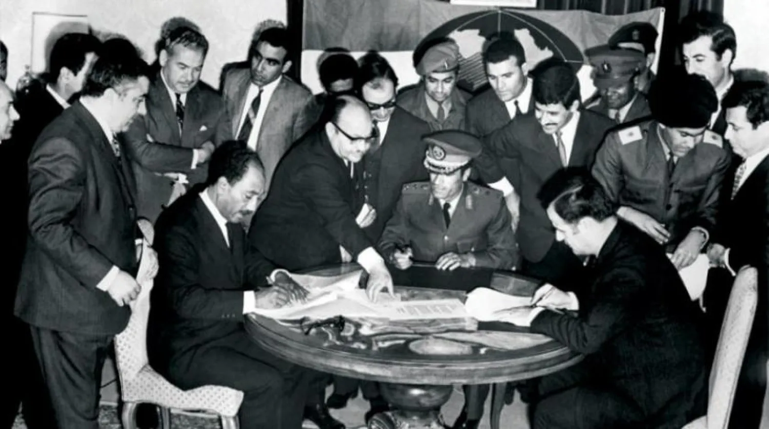 misir ve libyanin eski liderlerinin ses kaydi milyonlarca izlenme sayisina ulasti 0 ZMGzrmZy