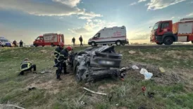 nevsehir aksaray karayolunda korkunc kaza RB84r1tI