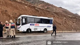 oltuda feci kaza fabrika servisi yamaca carpti L3N8LBWf