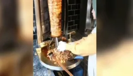 pismis donerin uzerine cig et eklerken yakalandilar 42jldf7y