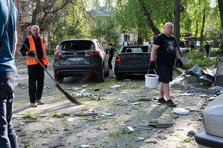 rus ordusu kievi vurdu 9 olu 70ten fazla yarali 1
