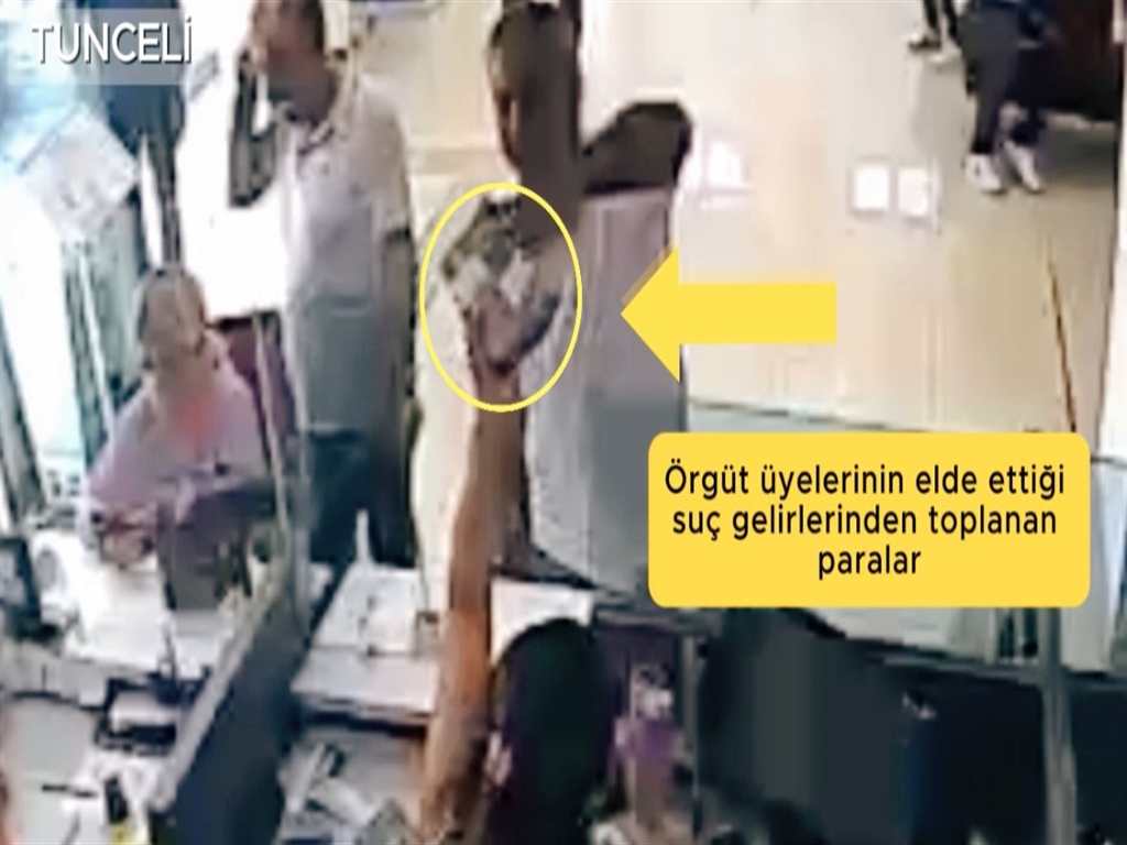 sahte define haritasi ve sahte papazla film gibi dolandiricilik 0 AiTM2V5O