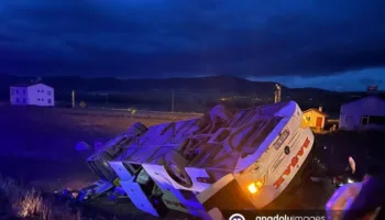 sivasda korkunc yolcu otobusu kazasi H9jRAni1