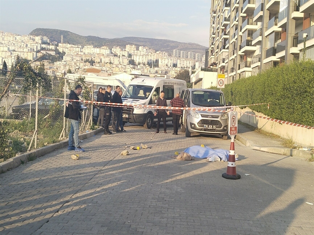 sokak ortasinda cinayet ve intihar 0 ymUmTJyj