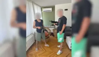 sosyal medyada silahli paylasima 3 tutuklama MHXMB1J2