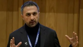 suriyeli microsoft ceosuna protesto elinizde kan var JN3gcQ7y