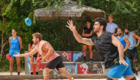 survivorda ucuncu darbe yagmur eleme potasina girdi H7X1vD1F