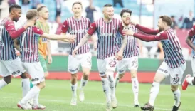 trabzonspor alanyayi 4 3 yenerek 3 galibiyetini aldi 4hR7RG1a