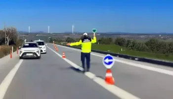 trafik kazalarinda aci bilanco nLUgytqr