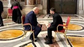 trump papanin cenaze toreni oncesi zelenski ile gorustu 9T1DtUyf