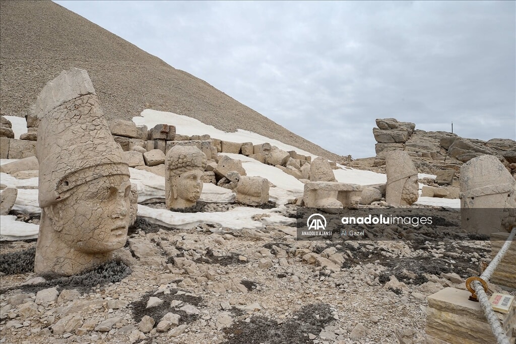 unesco mirasi nemrut dagina tatilcilerden yogun ilgi 3 R5eGUSWP