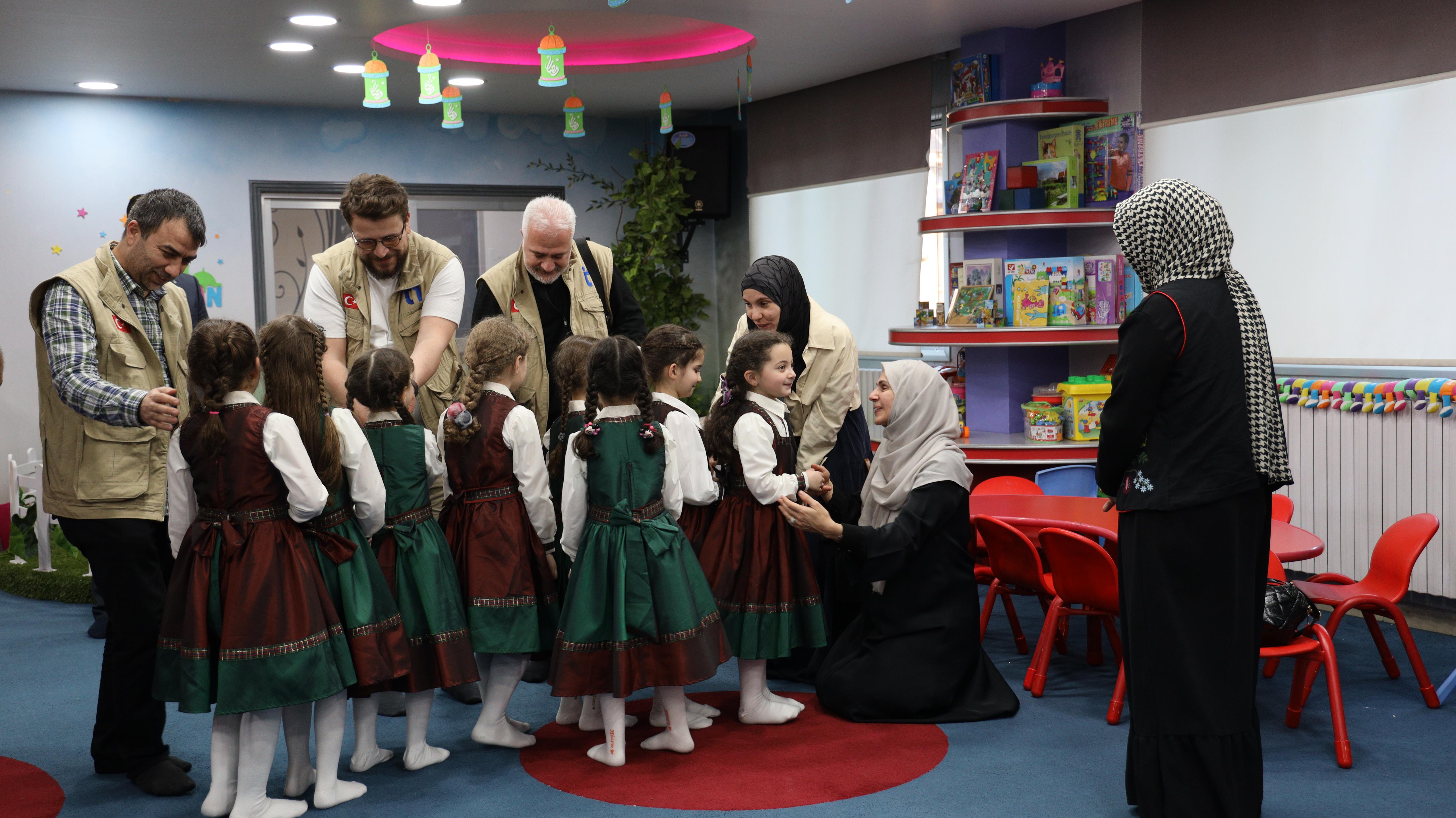 yetim vakfi 2025 ramazanda 29 ulkede 419 bin kisiye ulasti 1 diHM7lrw