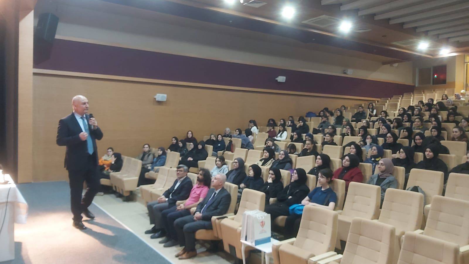 cemekoy muftusu abdulselam ozdere imam hatiplilerle bulustu 0 HQvn34Nu