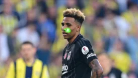 derbi macta futbolcuya lazer tutan taraftara ceza 3apXjIyy