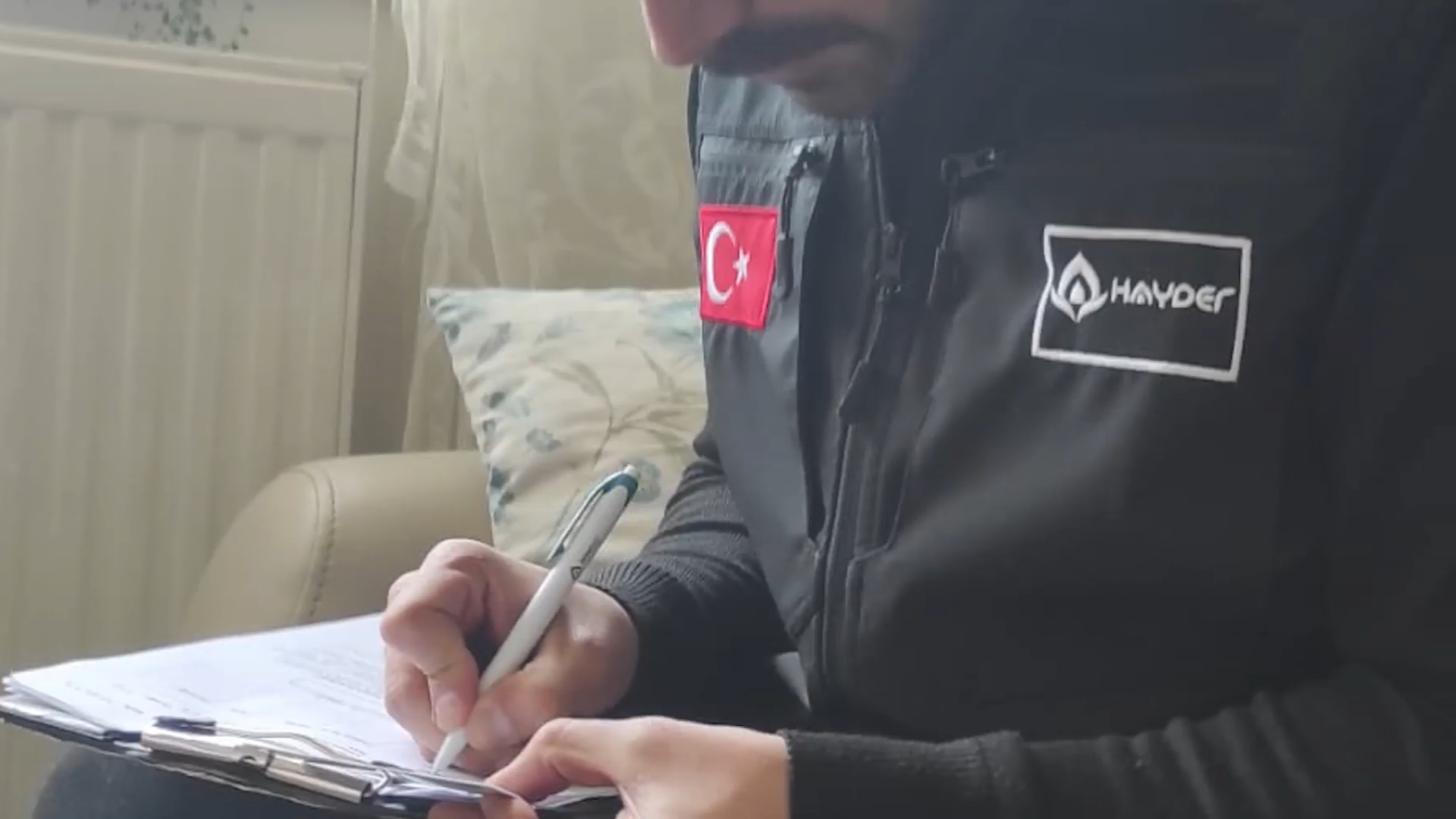 hayder nisan ayinda da hayra kardeslige ve ummete dair ne varsa oradaydi 0 wC27z9uu