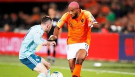 ryan babel futbol sahalarina geri dondu ZhePBvrd