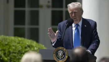 trump resti cekti iran petrolu alan herkes yaptirimla karsilasacak rtWSj3b9