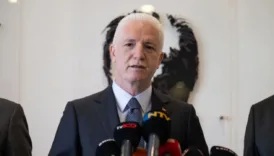 vali gul toplumun huzurunu sahte senaryolarla bozmaya calisiyorlar cT8lTKG7