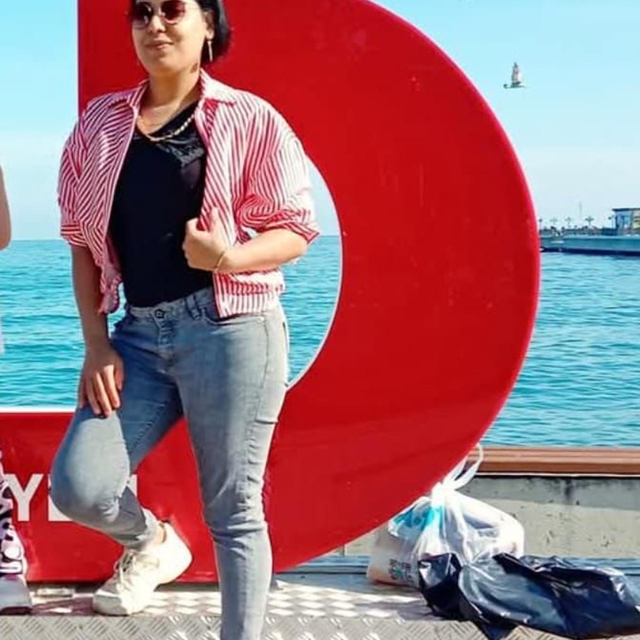 yardima cagirdigi komsusu bogazindan bicakladi ziynet esyalarini aldi 1 POGyYbli